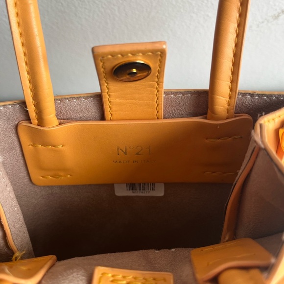 No. 21 Handbags Micro Shopping Verticale Tote - Picture 6 of 6